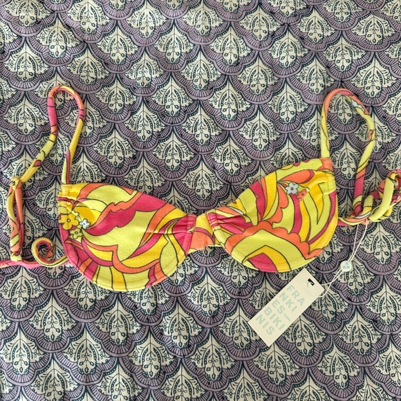 NWT Frankie’s Bikinis “Maggie” Bikini Top in Peace Terry - Picture 2 of 5